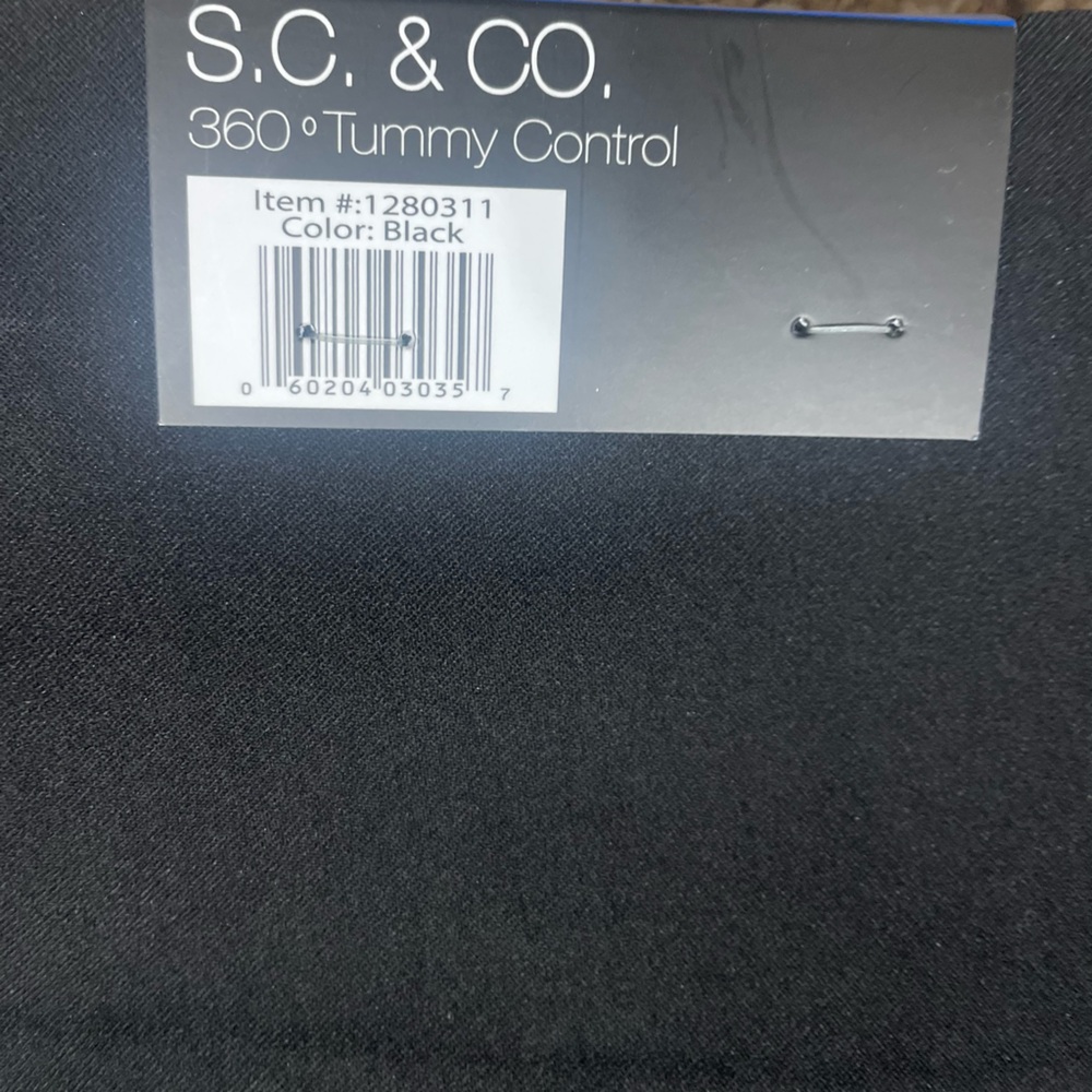 NWT S.C. & Co. Women's Skort in Black (TSE) - Picture 10 of 11